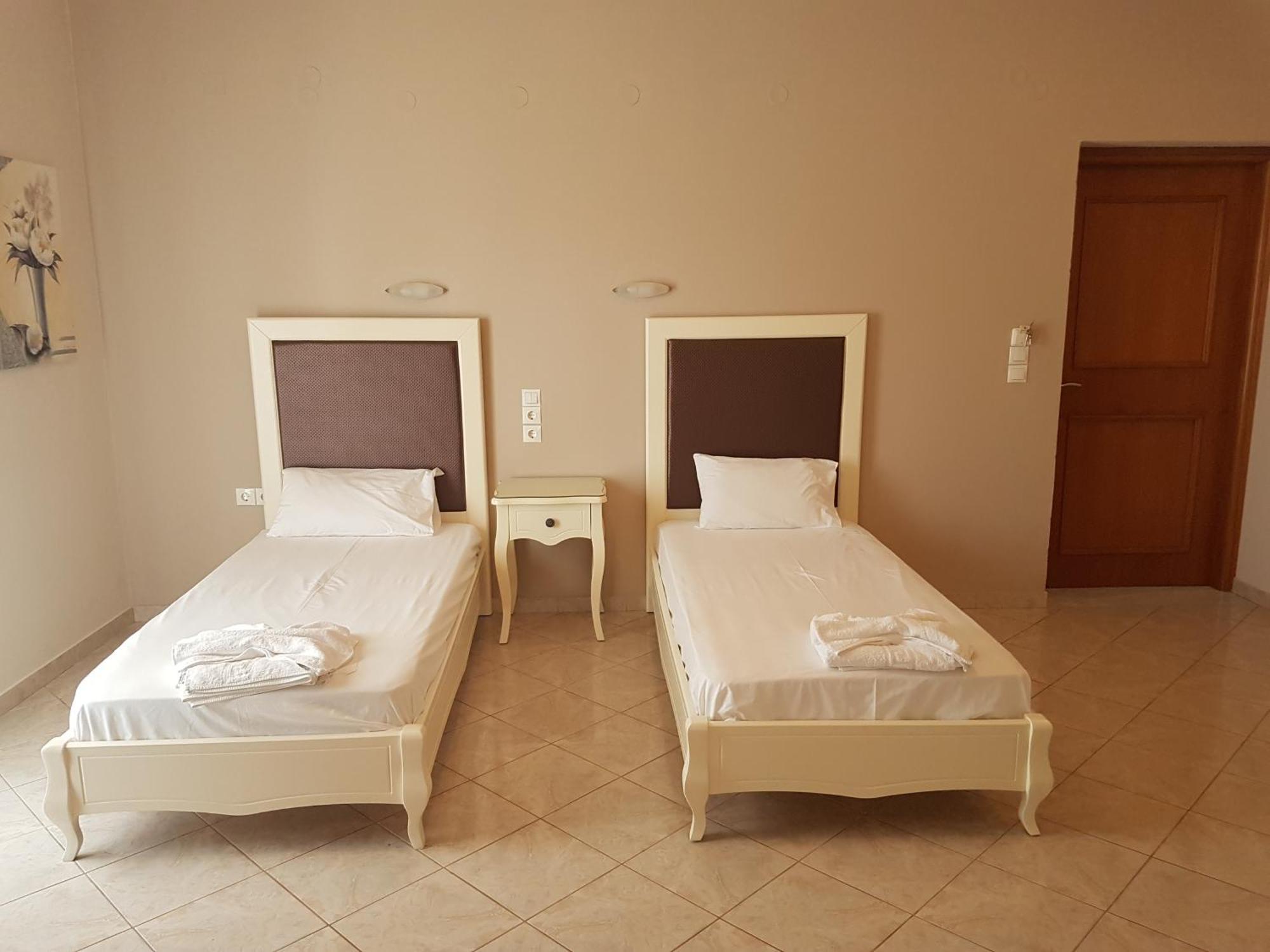 Konstantinos Apartments Ammoudia Chambre photo
